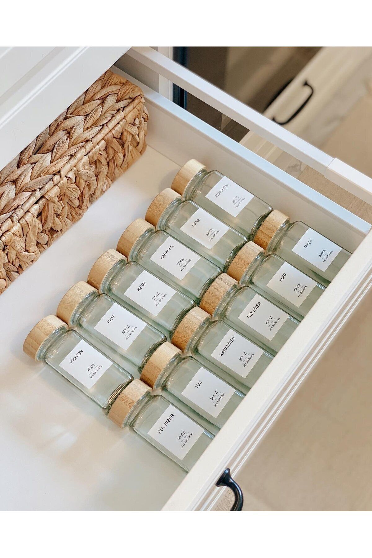 Bambu Kapaklı 12'li Kare Baharat Kavanoz Seti (16 ADET ETİKET)
